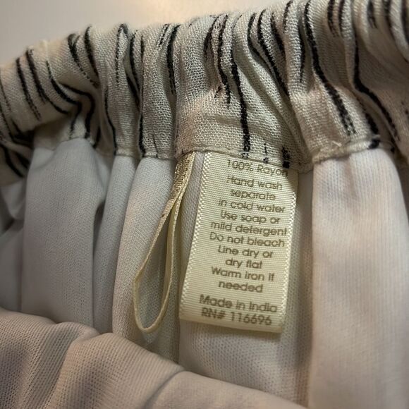 JAPNA colorful patterned shorts lined lightweight fabric elastic waist SZ M - Picture 8 of 11